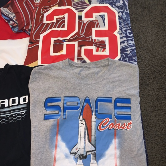 6 T-Shirt Variety Bundle - Picture 4 of 6